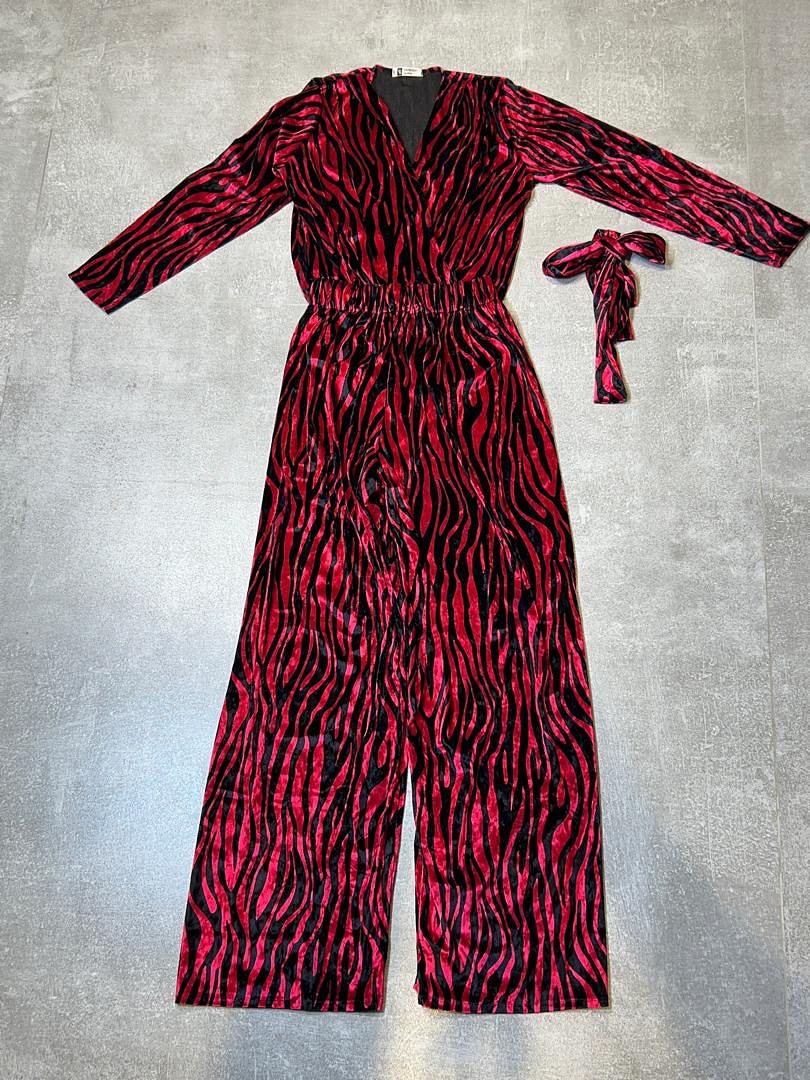 بادی و شلوار  کمر بند دار طرح اورال پلنگی مخمل کره ای